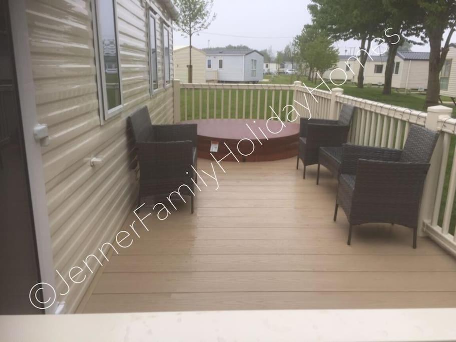 Jenner Family Holiday Homes At Tattershall Lakes Dogdyke Екстер'єр фото